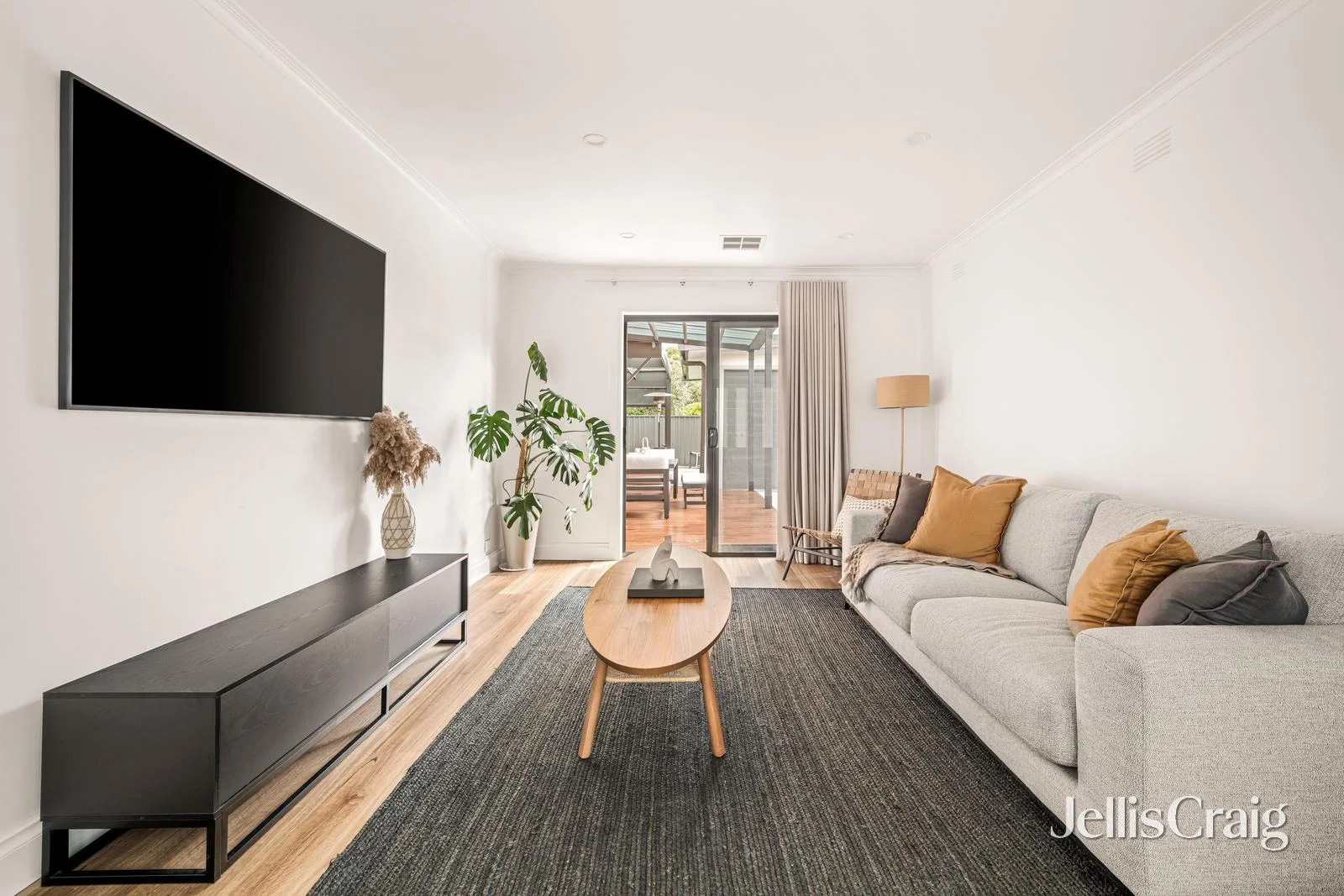 37 Eunice Drive, Cheltenham VIC 3192 photo 2