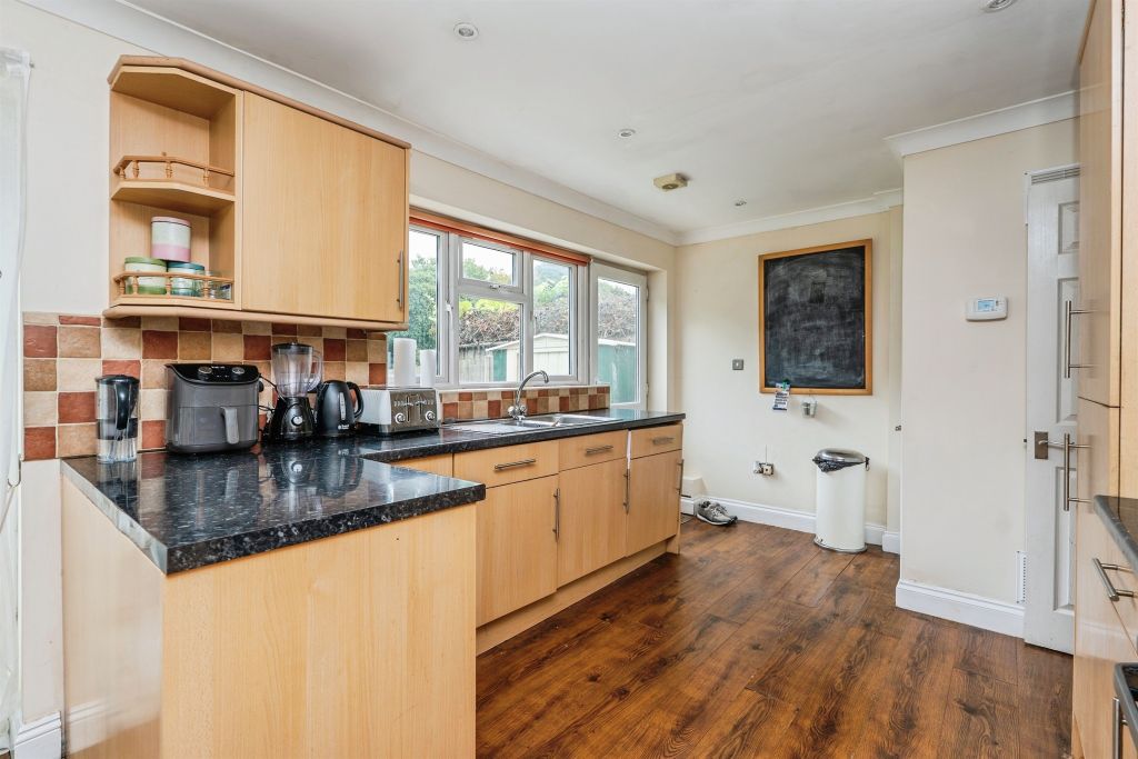 Additional image 12 of 3 bed detached house for saleCowleas Cottages, Romsey SO51
