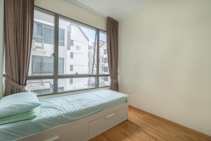 80 Elias Road photo 4