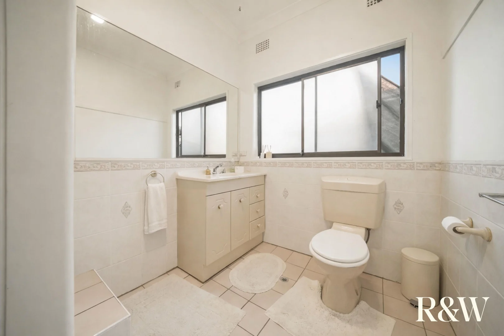 Additional image 8 of 3 LACHLAN PLACE, Campbelltown NSW 2560