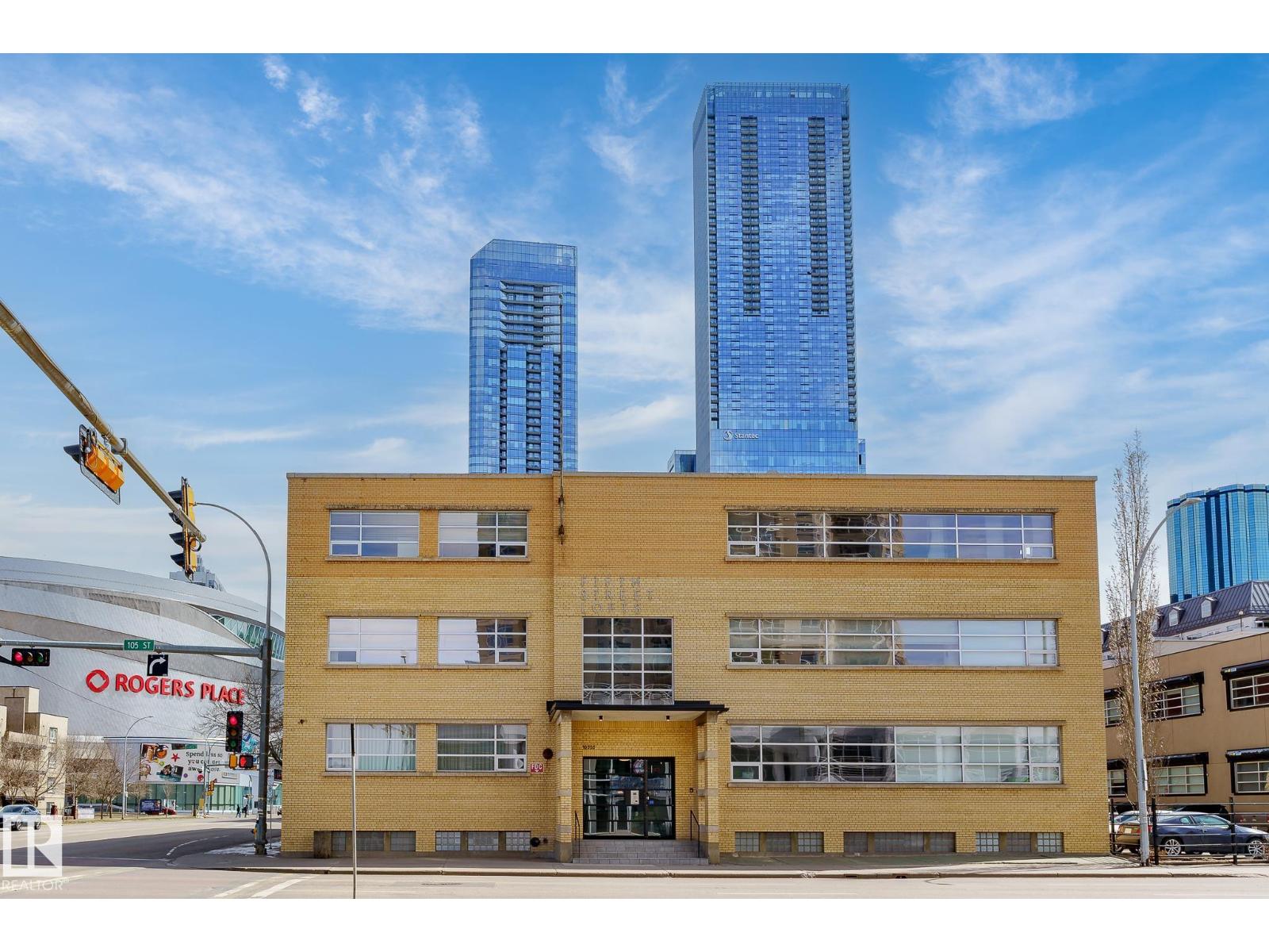 310-10355 105 Street NW, Edmonton, AB, T5J1E8