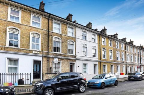 Southolm Street, London SW11