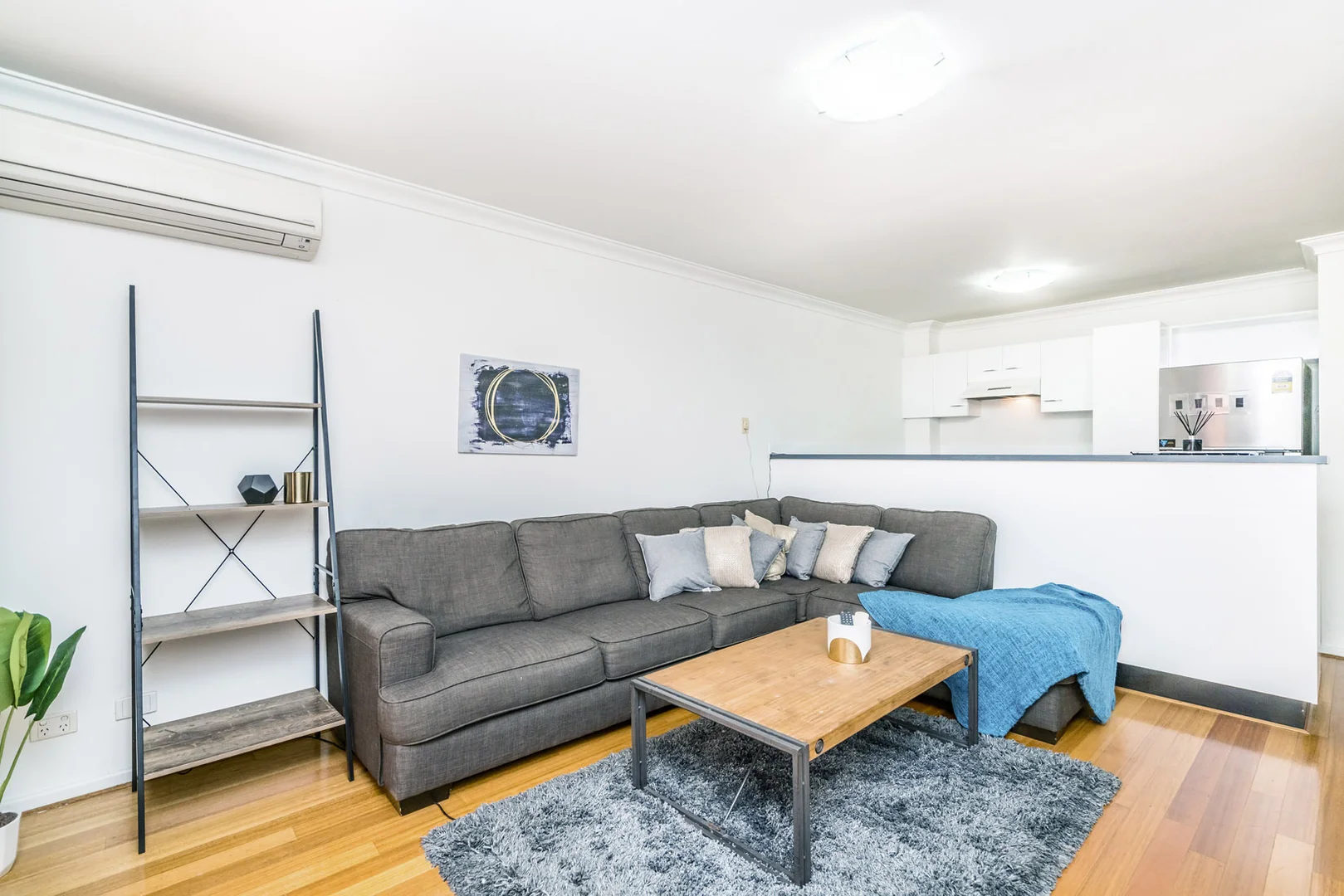 26/120 Lake St, Perth WA 6000 photo 4
