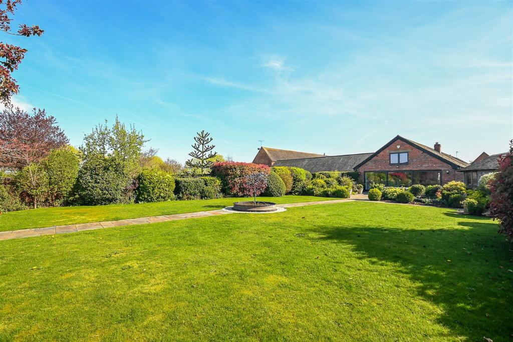 Brookfields, Brickhouse Lane, Elford, B79