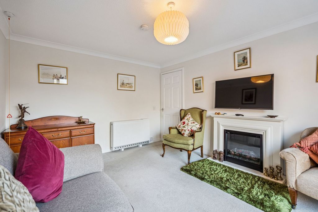 Additional image 8 of 2 bed flat for saleHolmehill Court, Dunblane FK15