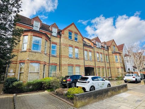 Grange Park, Ealing Common W5, Room to rent