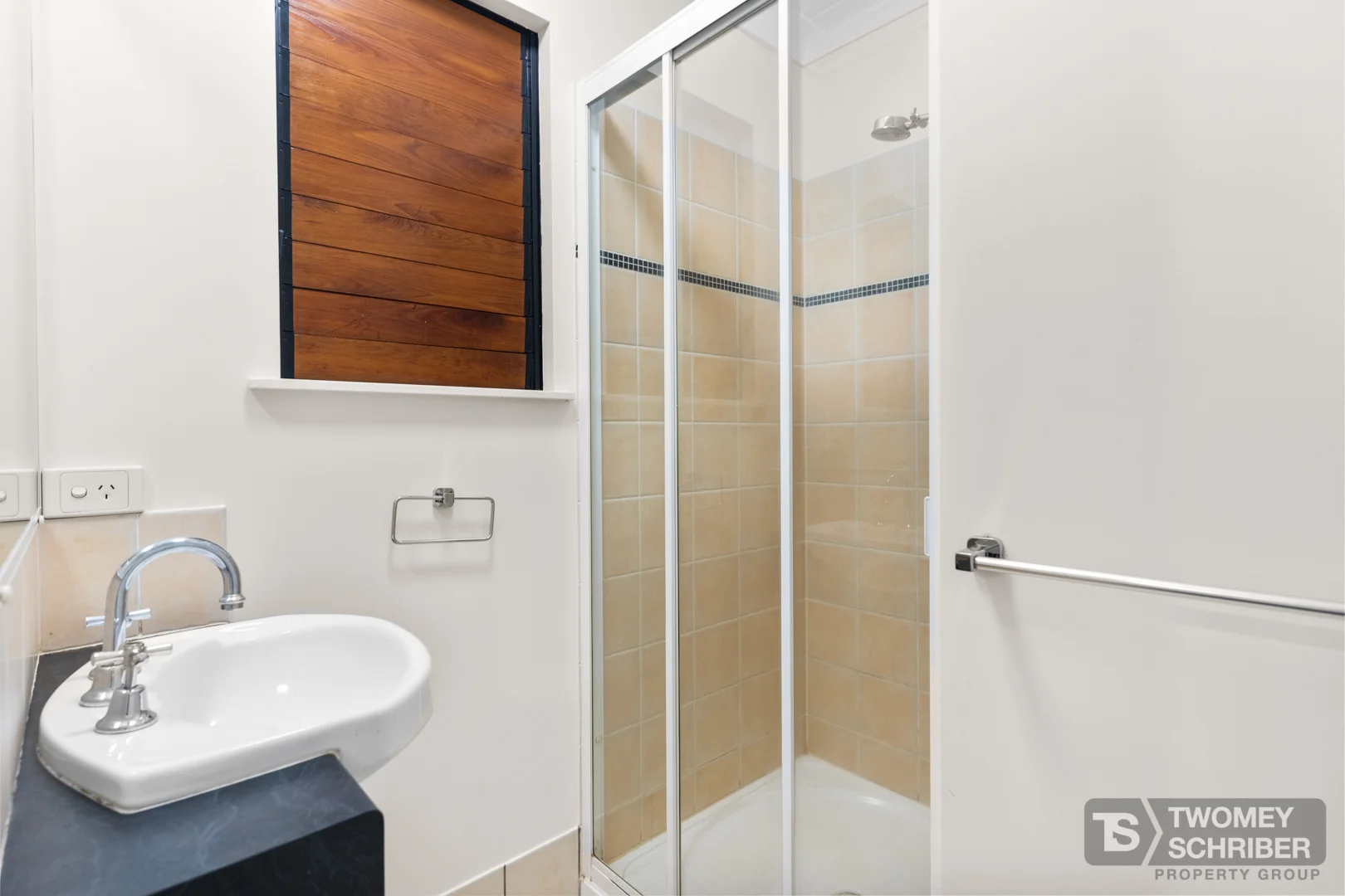 Additional image 9 of 1/11-19 Stratford Parade, Stratford QLD 4870