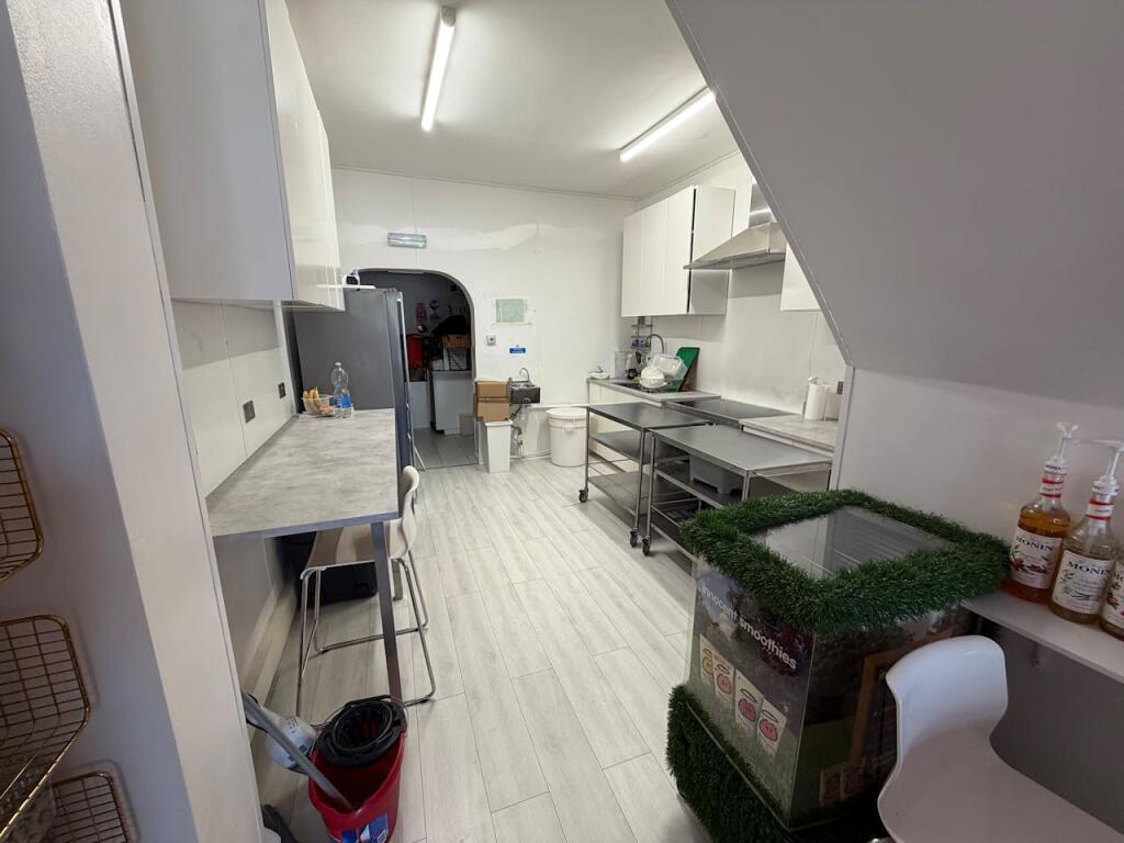Additional image 2 of 1766-1766a Pershore Road, Cotteridge, Birmingham, B30 3BH