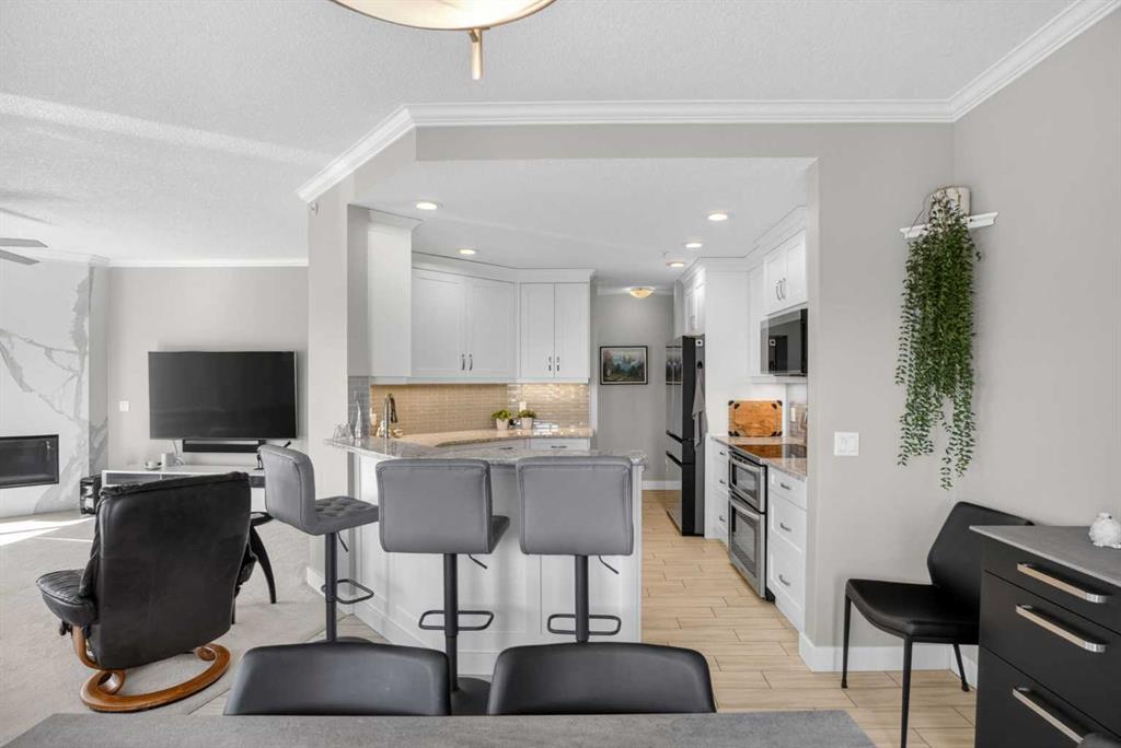 Additional image 6 of 202-200 Patina Court SW, Calgary, AB, T3H 4K9