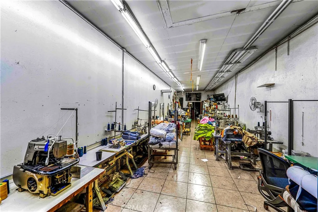 Additional image 42 of 6009 Wilmington Avenue, Los Angeles, CA 90001