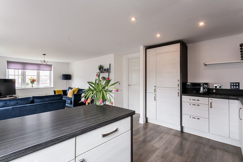Additional image 10 of 2 bed flat for saleEaster Langside Drive, Dalkeith EH22