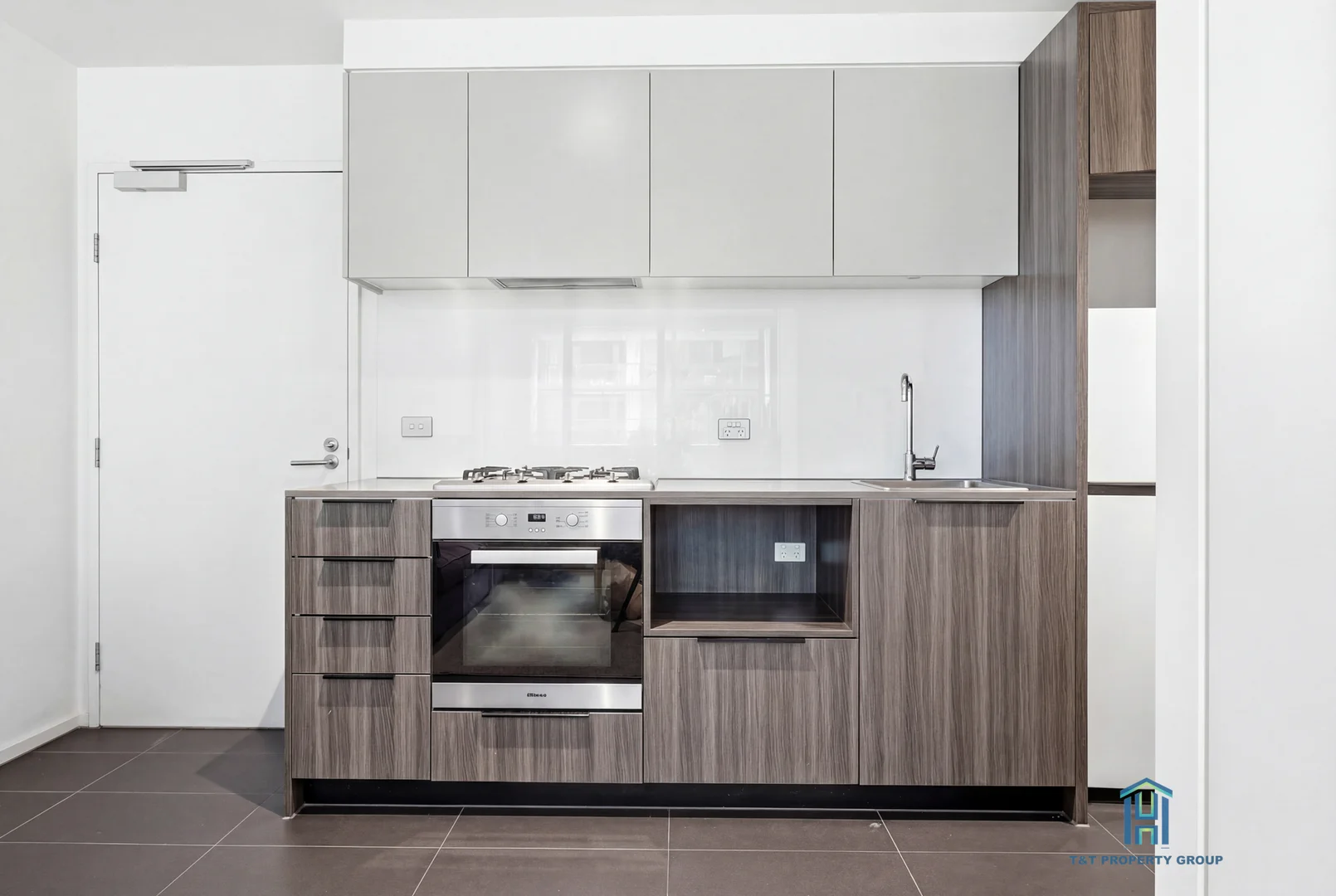 Additional image 4 of 204E/888 Collins Street, Docklands VIC 3008