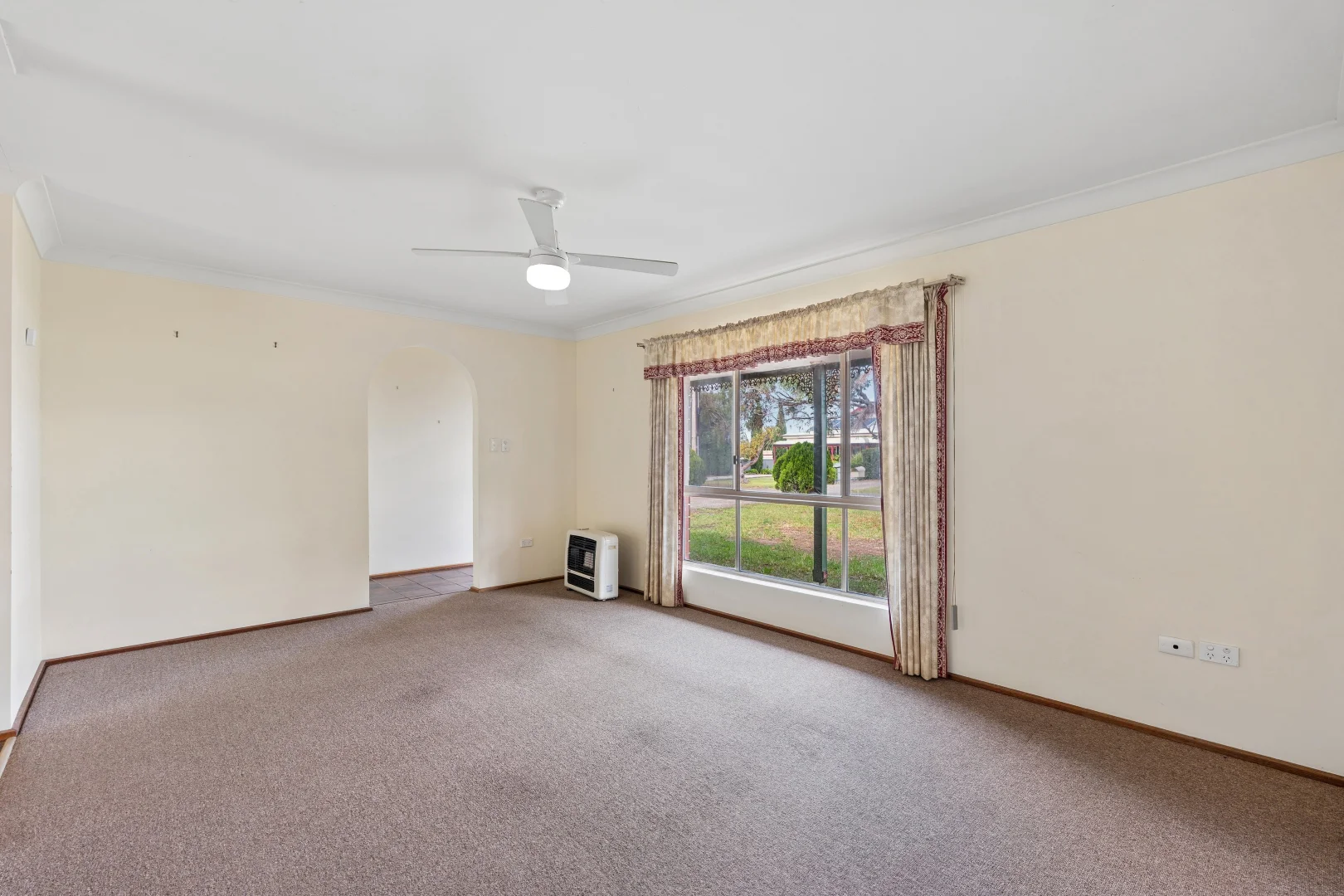 Additional image 2 of 8 Alma Place, Middleton SA 5213