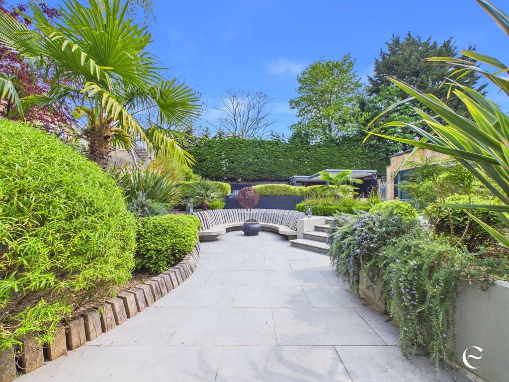 Additional image 4 of 6 bed detached house for saleConduit Road, Stamford PE9