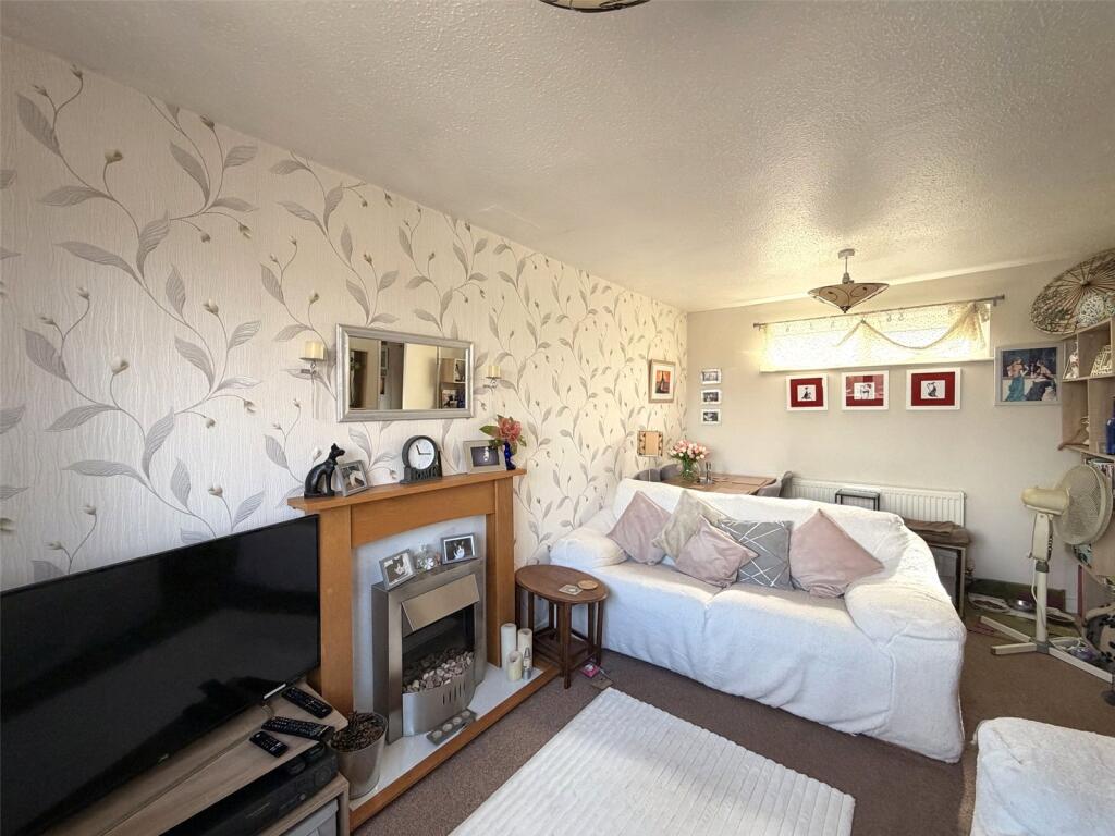 Additional image 4 of Wast Hill Grove, Birmingham, West Midlands, B38