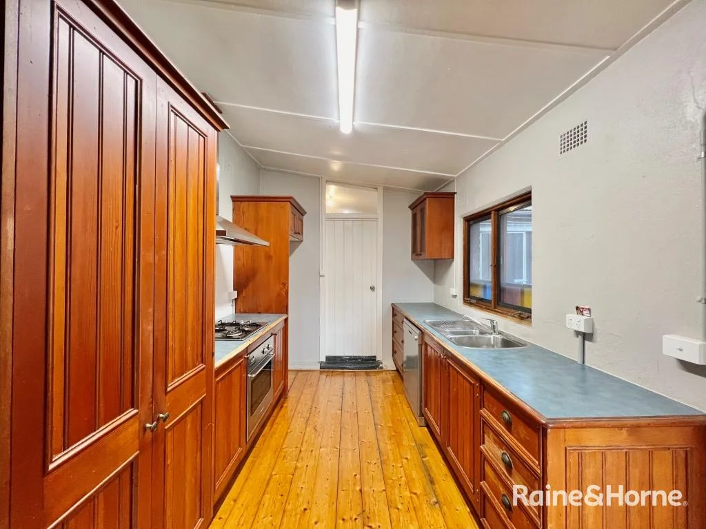 Additional image 6 of 82 Russell St, Bathurst NSW 2795