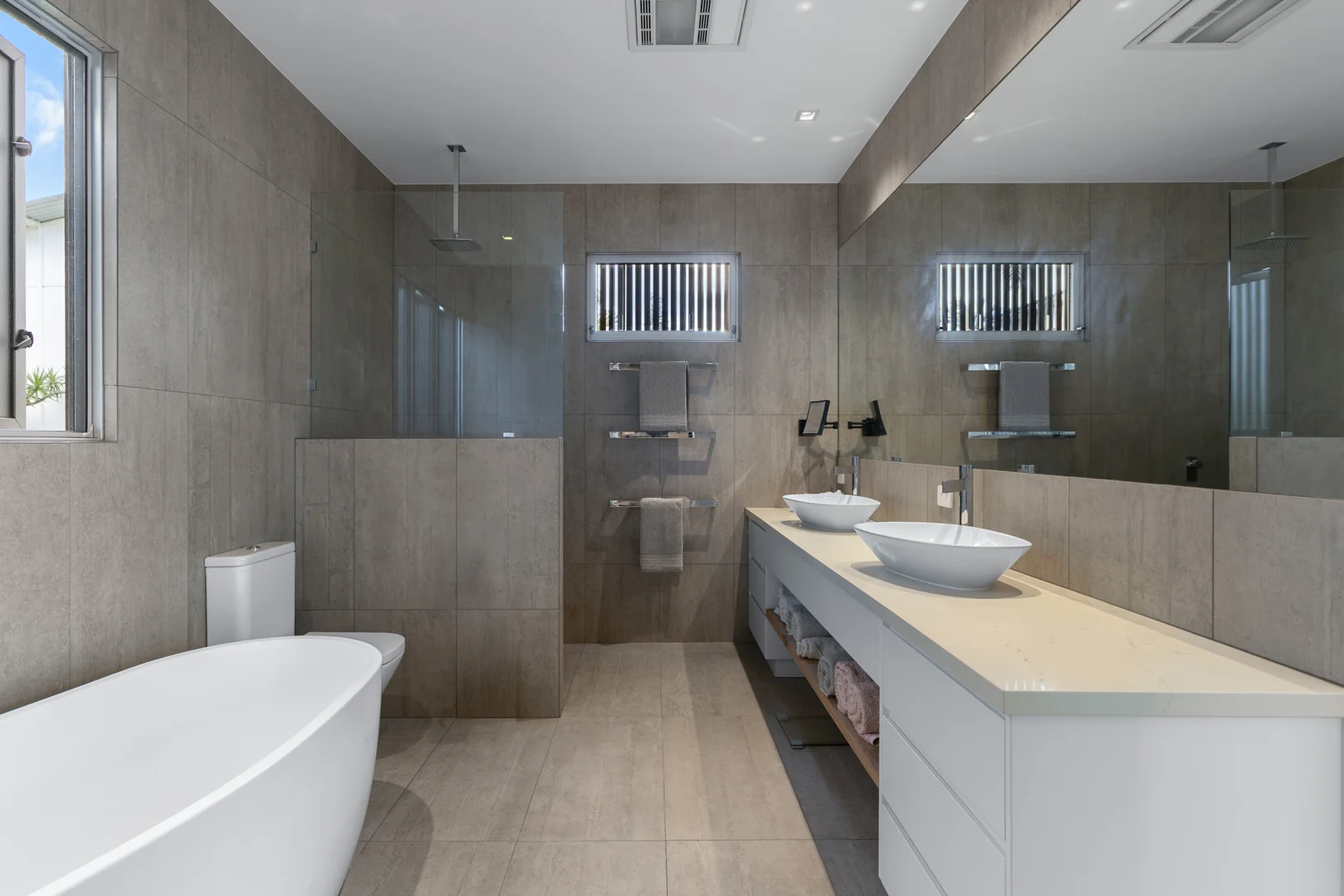 Additional image 16 of 61 Hilton Esplanade, Tewantin QLD 4565
