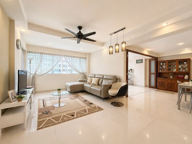 422 Serangoon Central