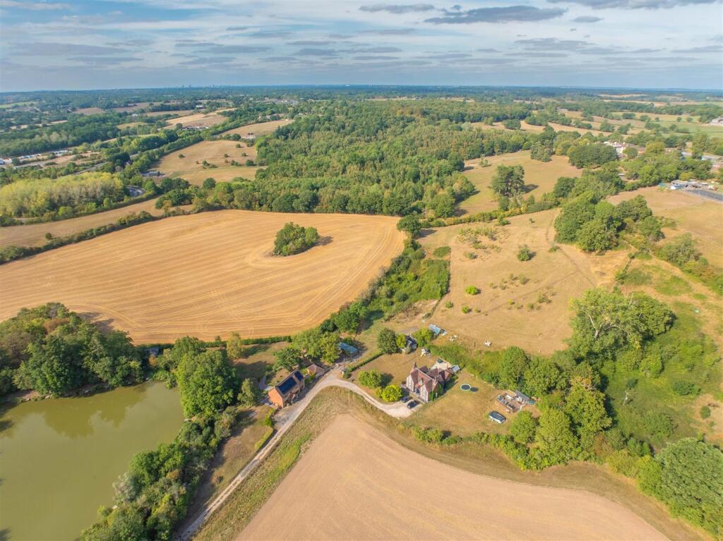 Additional image 36 of Common Lane, Mappleborough Green