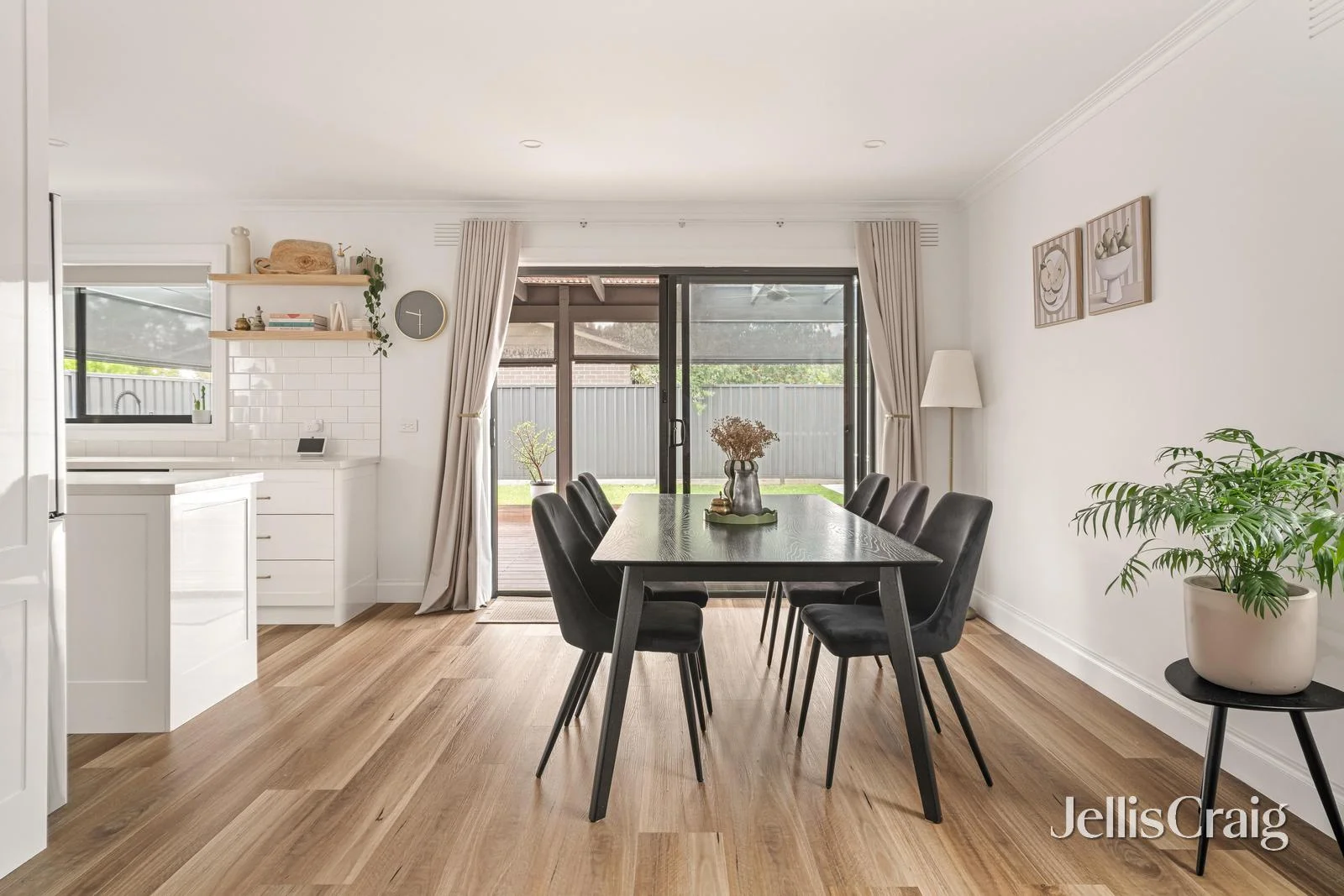 37 Eunice Drive, Cheltenham VIC 3192 photo 4
