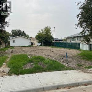5827 60 Street