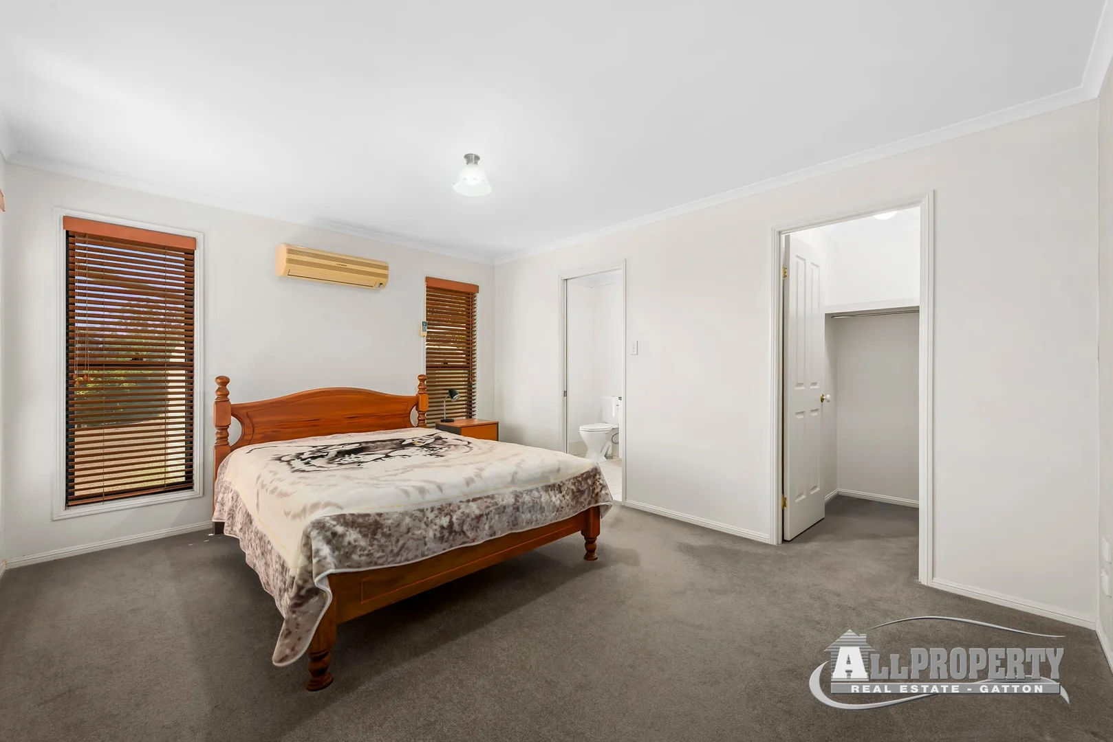 15 Rogers Drive, Gatton QLD 4343 photo 5