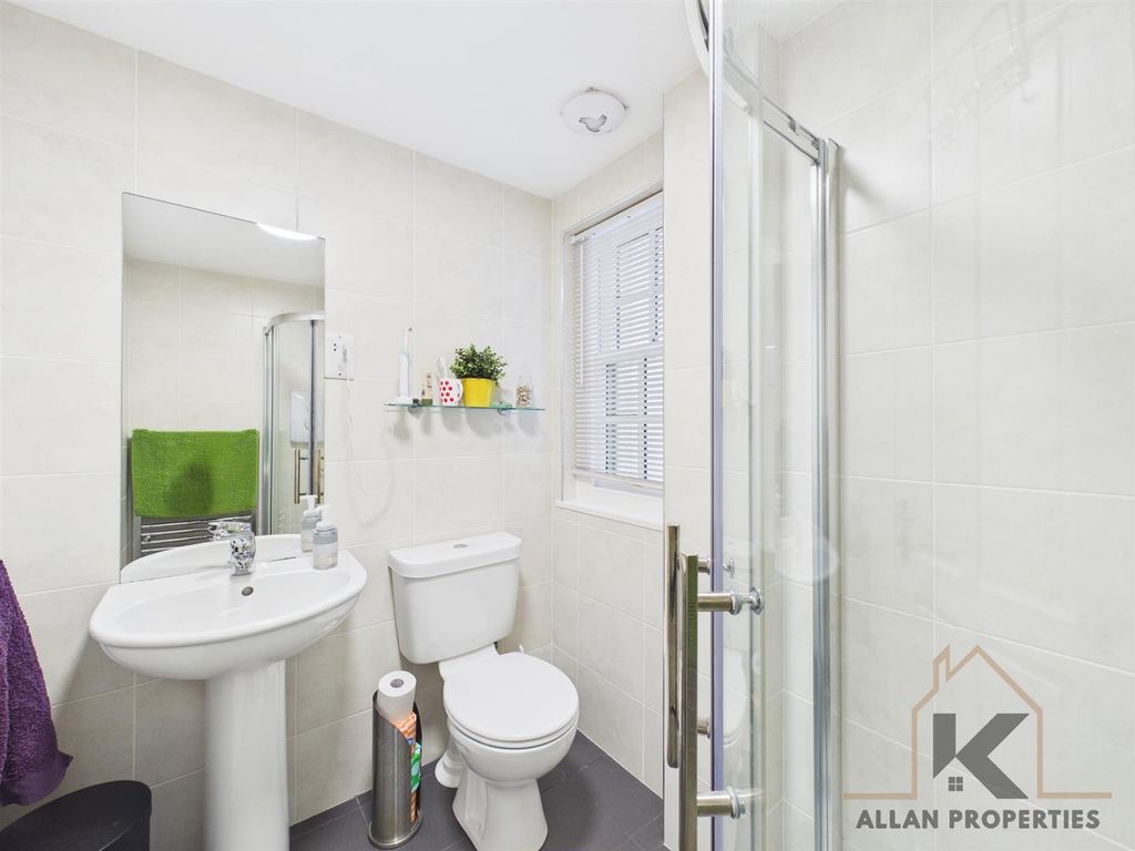 Additional image 10 of 3 bed semi-detached house for sale80 Victoria Street, Kirkwall, Orkney KW15