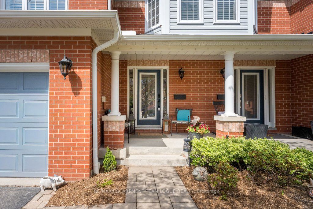 Additional image 3 of 27-2145 Country Club Drive, Burlington, ON, L7M 4E1