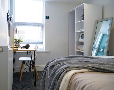 Claremont Road, Manchester M14, Room to rent