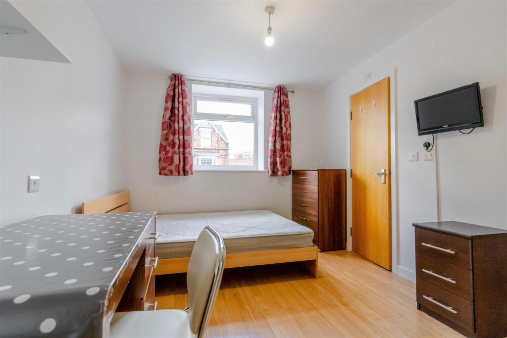 Additional image 10 of Bristol Road, Selly Oak, Birmingham, West Midlands, B29