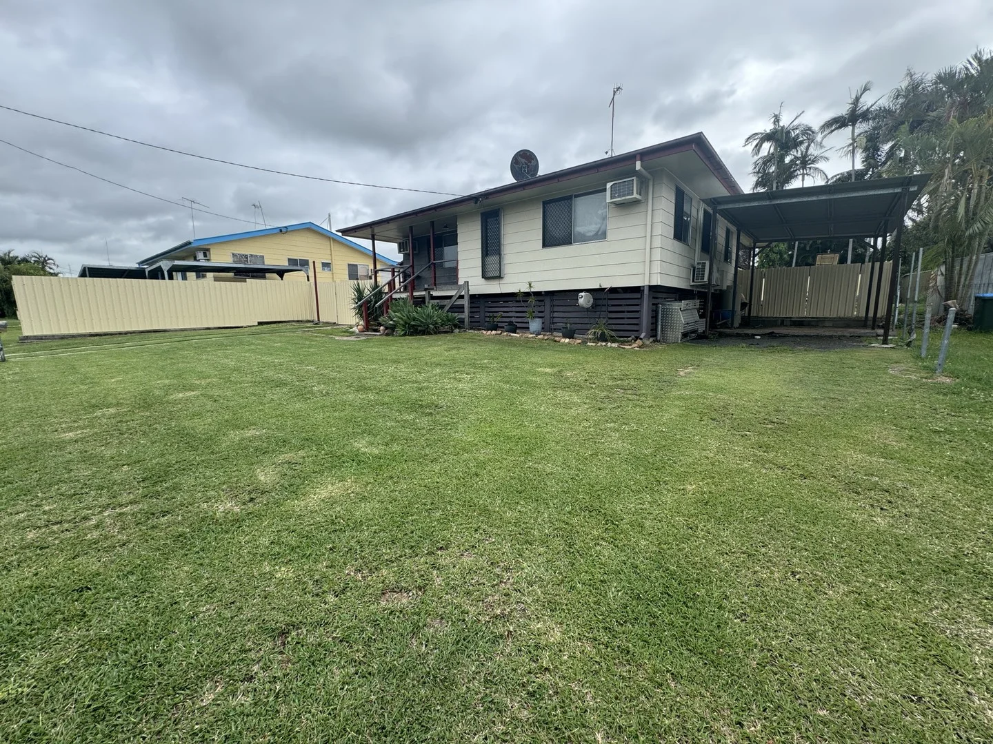23 Becker St, Moura QLD 4718
