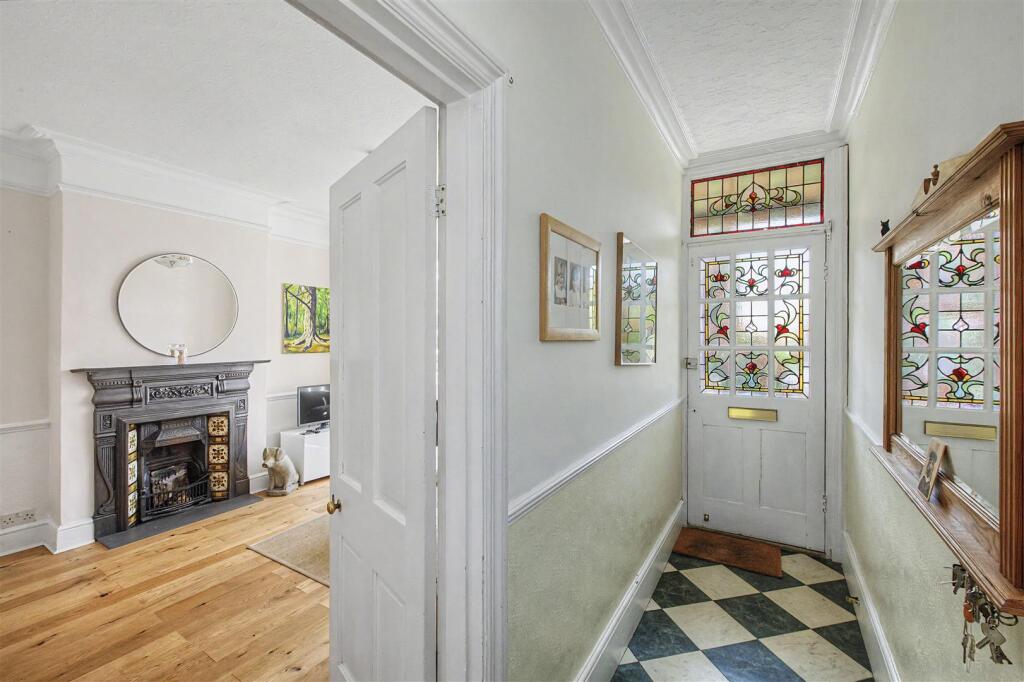 Ramsbury Road, St. Albans photo 2