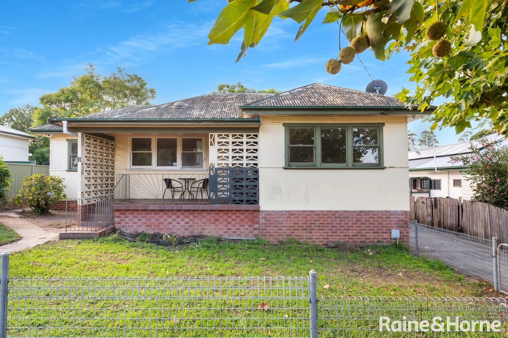 7 Gould Avenue, Nowra NSW 2541