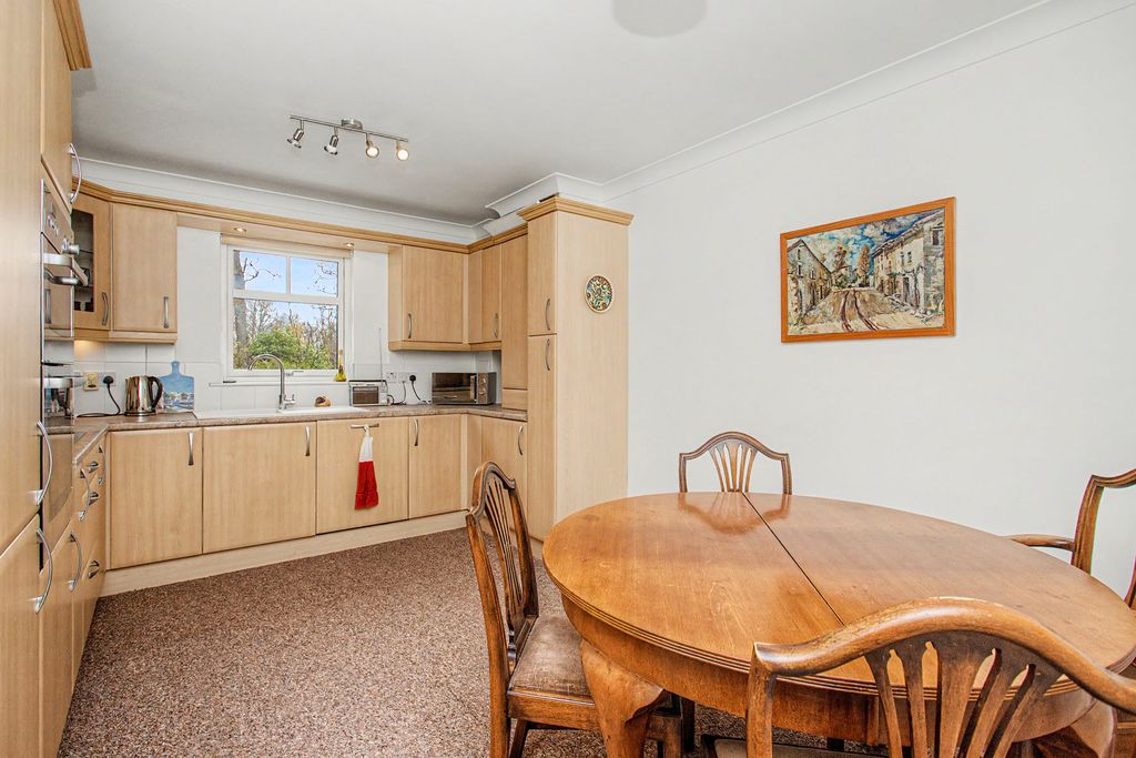 Additional image 4 of 2 bed flat for sale10 Provost Kirkpatrick Court, Peebles EH45