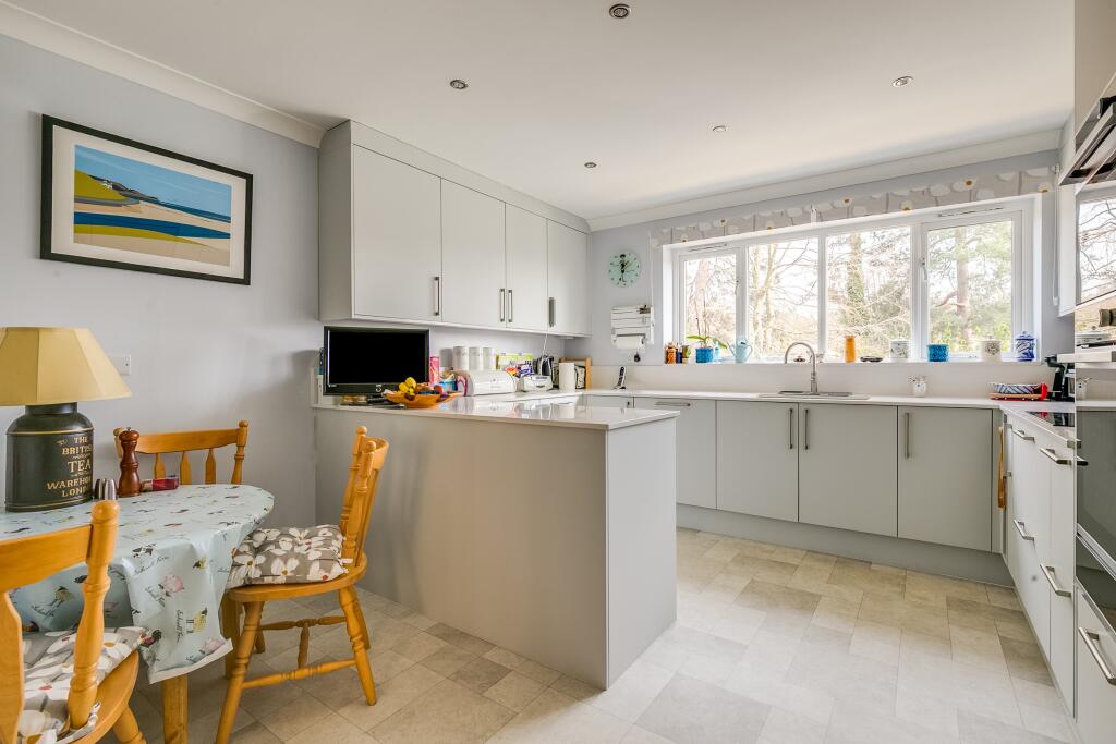 Additional image 2 of Wendover Drive, Welwyn, AL6