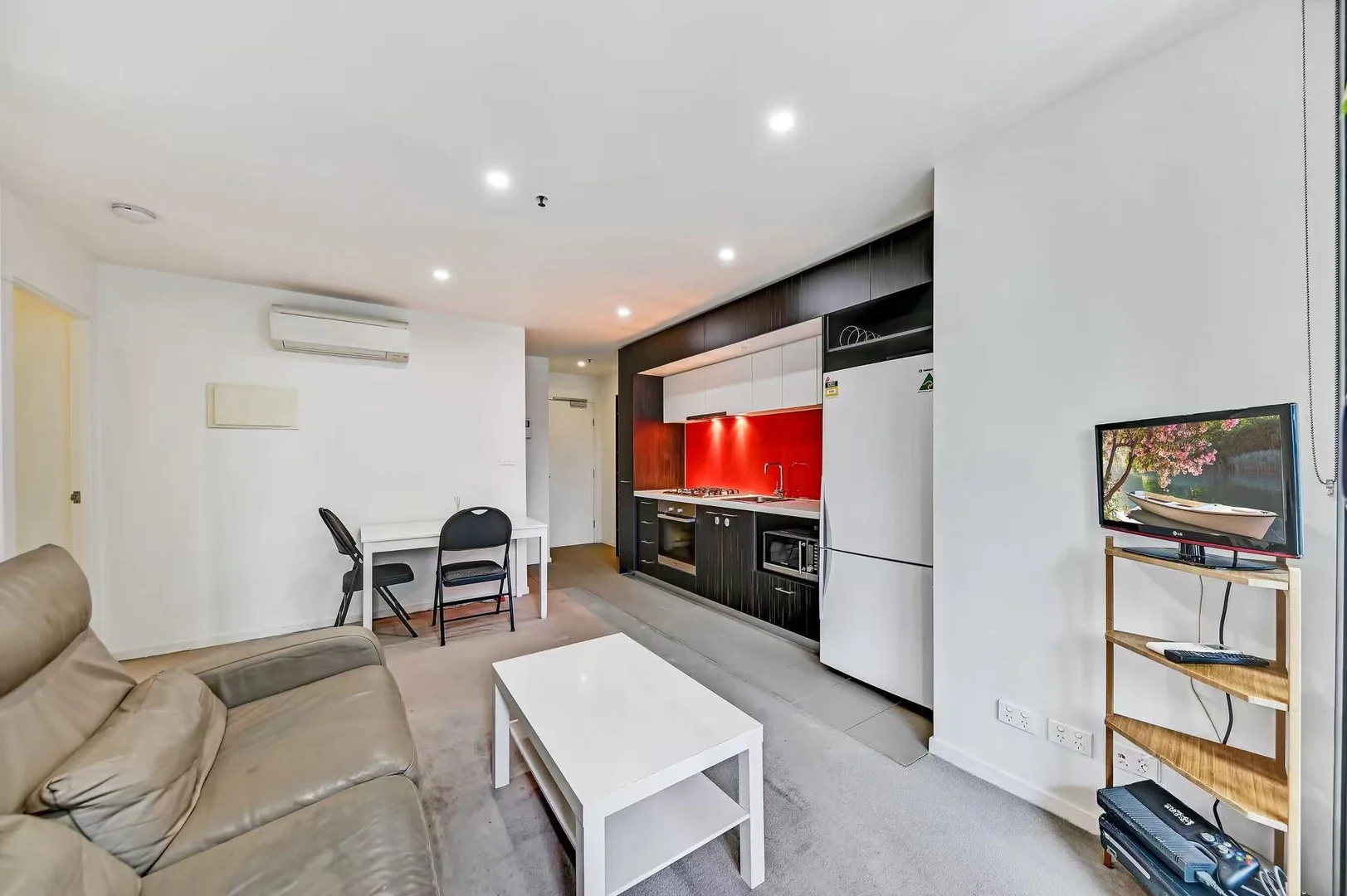 Additional image 4 of 2108/5 Sutherland Street, Melbourne VIC 3000