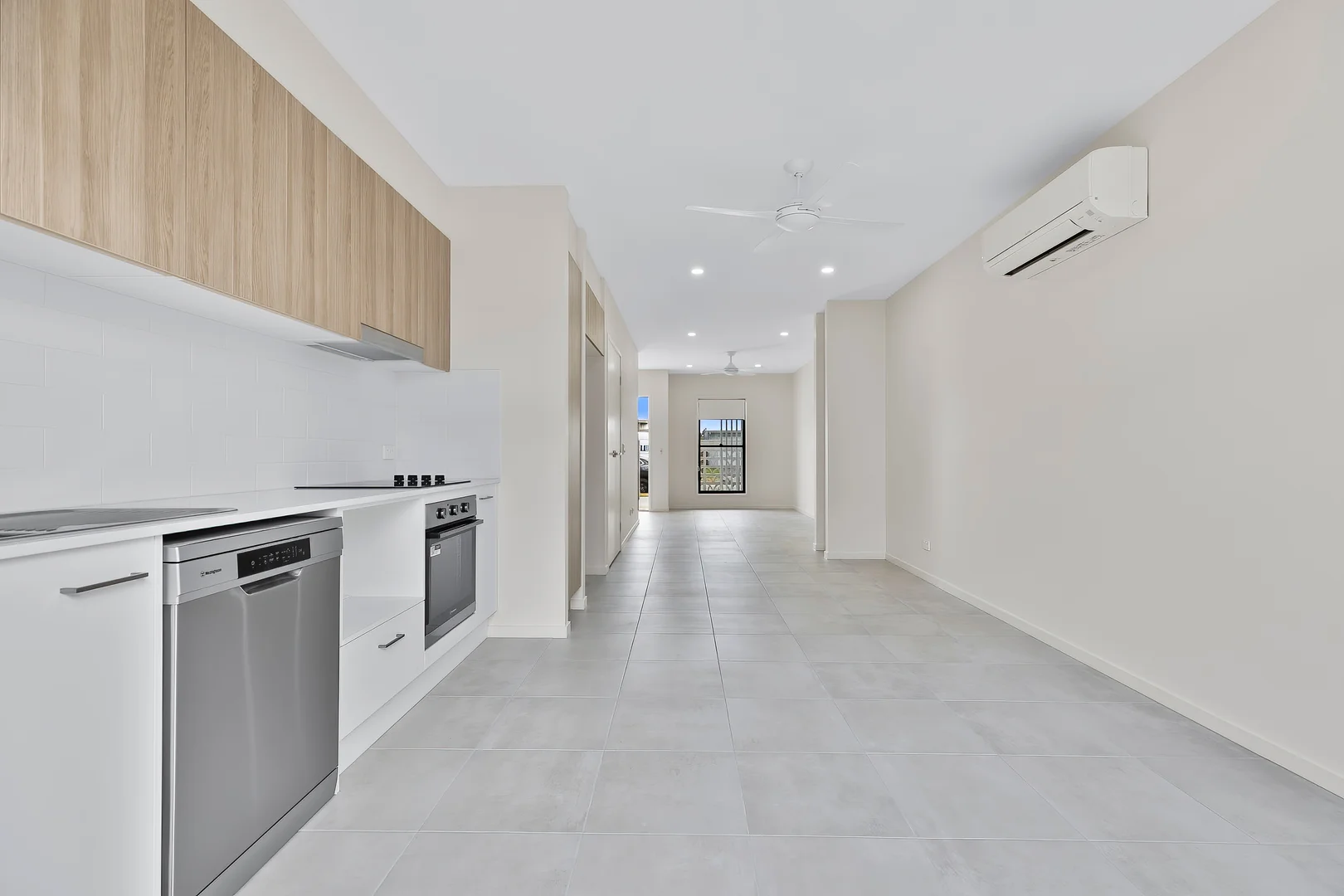 113 Charlotte Ave, Nirimba QLD 4551 photo 3