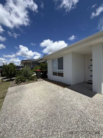 Additional image 11 of 1/70 Mccreadie Road, Ormeau Hills QLD 4208