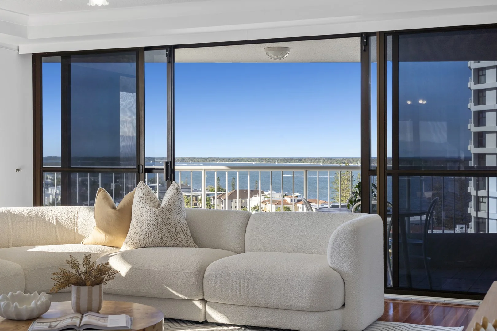 44/21 Bayview Street, Runaway Bay QLD 4216