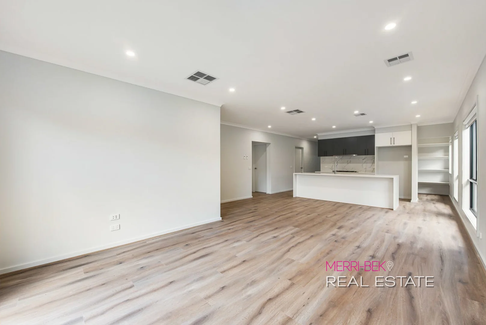 40 Scandia Drive, Mickleham VIC 3064 photo 4