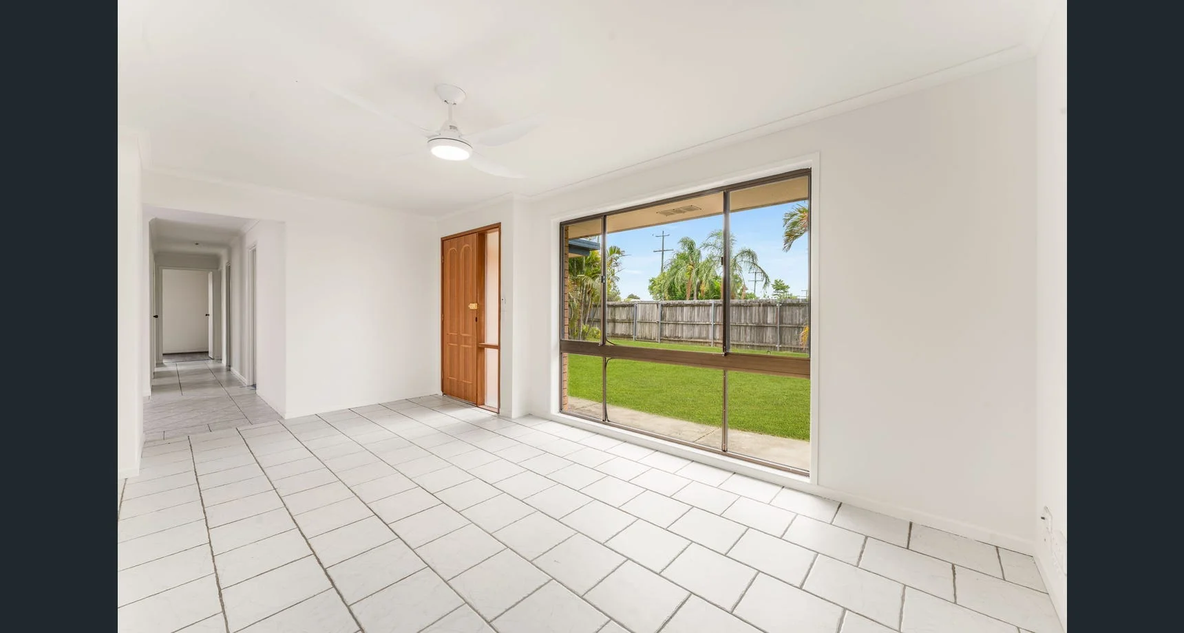 212 HERSES ROAD, Eagleby QLD 4207 photo 2