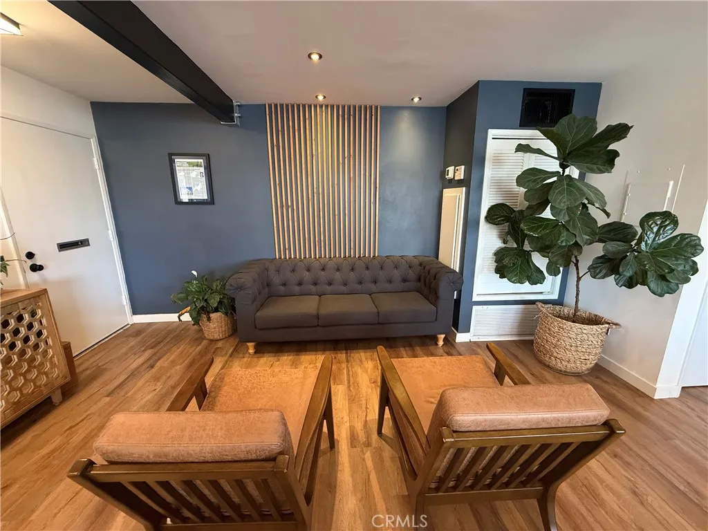 Additional image 4 of 2734 E Broadway Unit 7, Long Beach, CA 90803