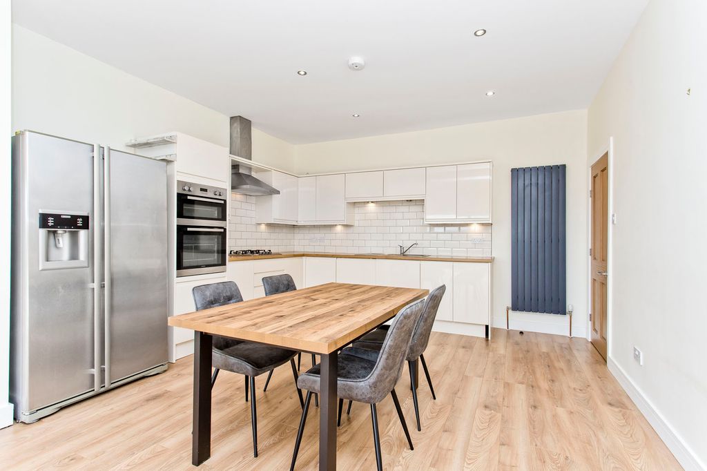 Additional image 10 of 4 bed detached bungalow for sale11 Craigmount Terrace, Corstorphine, Edinburgh EH12