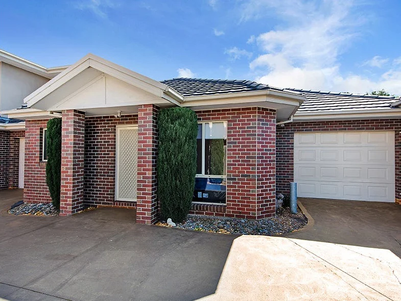 2/260 Melrose Drive, Tullamarine VIC 3043
