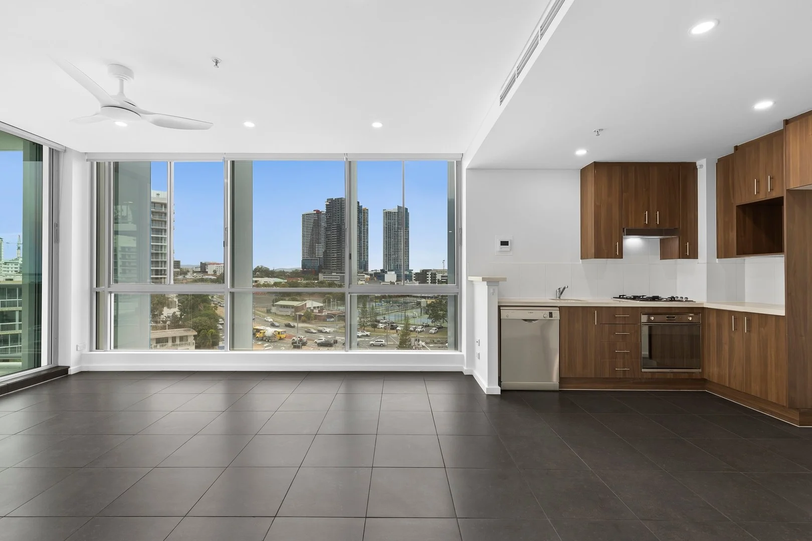 1003/1 Como Crescent, Southport QLD 4215