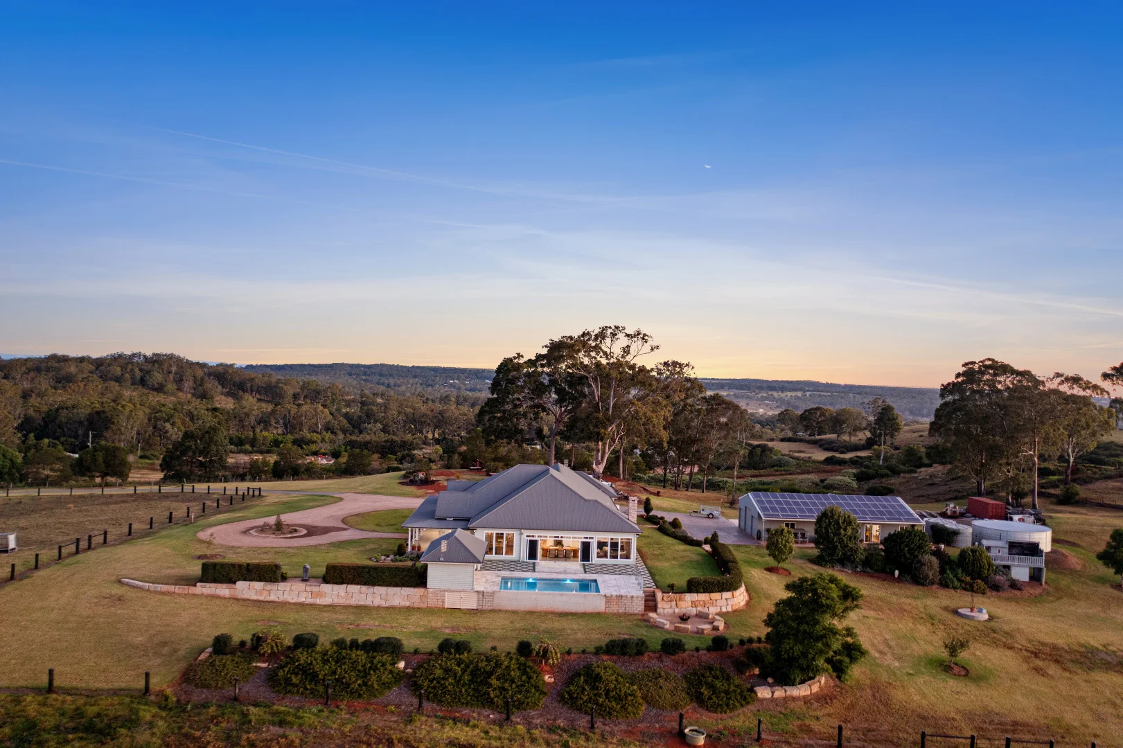 Additional image 39 of 'Balvaird' 9368 New England Highway, Geham QLD 4352