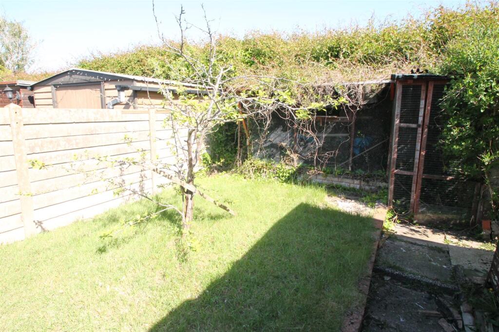 Additional image 18 of Hickmans Avenue, Cradley Heath