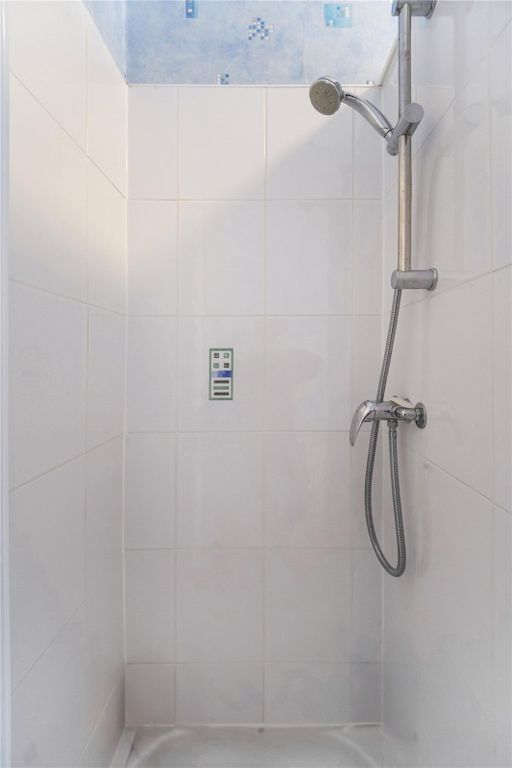 Additional image 12 of 2 bed flat for saleBrisbane Road, Largs, North Ayrshire KA30