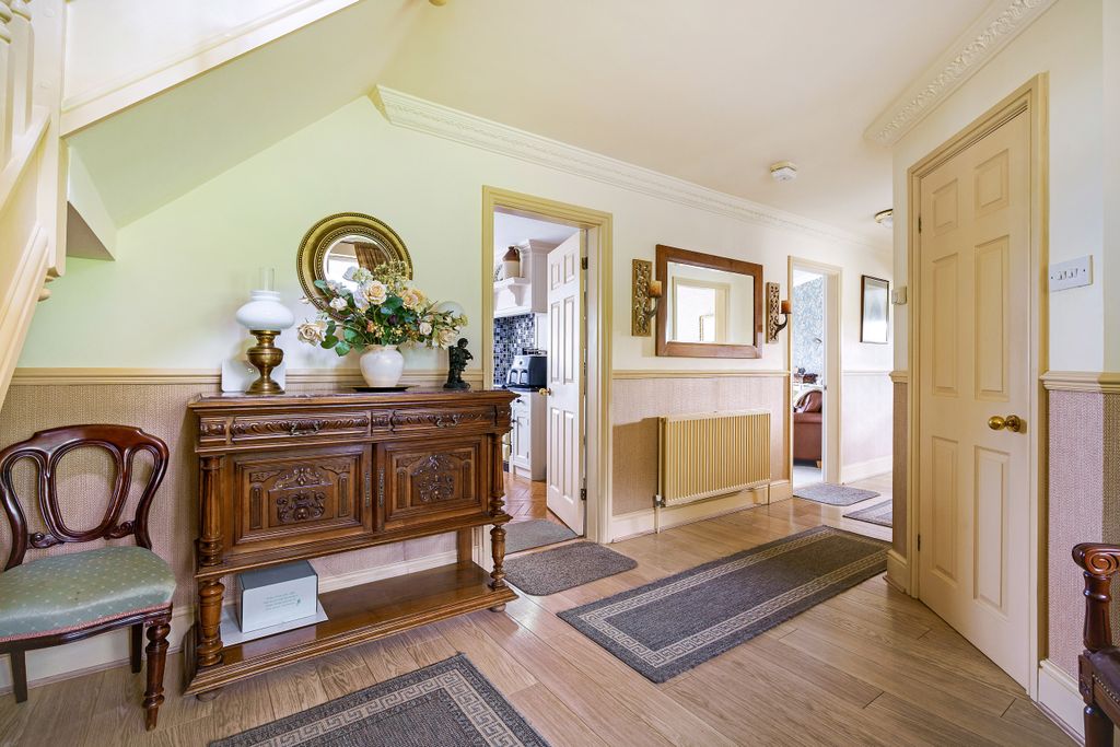 Additional image 12 of 5 bed detached house for saleBarton Street, Ashby-Cum-Fenby, Grimsby DN37