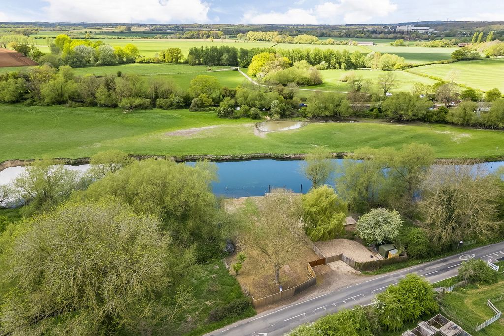 Land for saleRiverside Land, Long Wittenham OX14